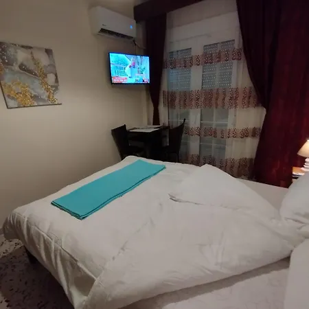 Myrtos Apartment *